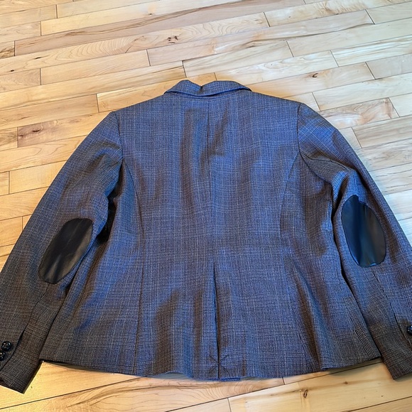 Dress Barn Plaid Blazer - Picture 9 of 9